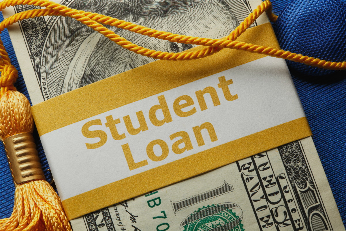  do student loans affect credit score blog graphic